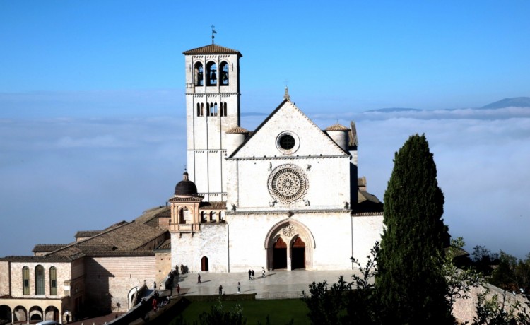 Terna migliora la sostenibilità energetica del convento di Assisi