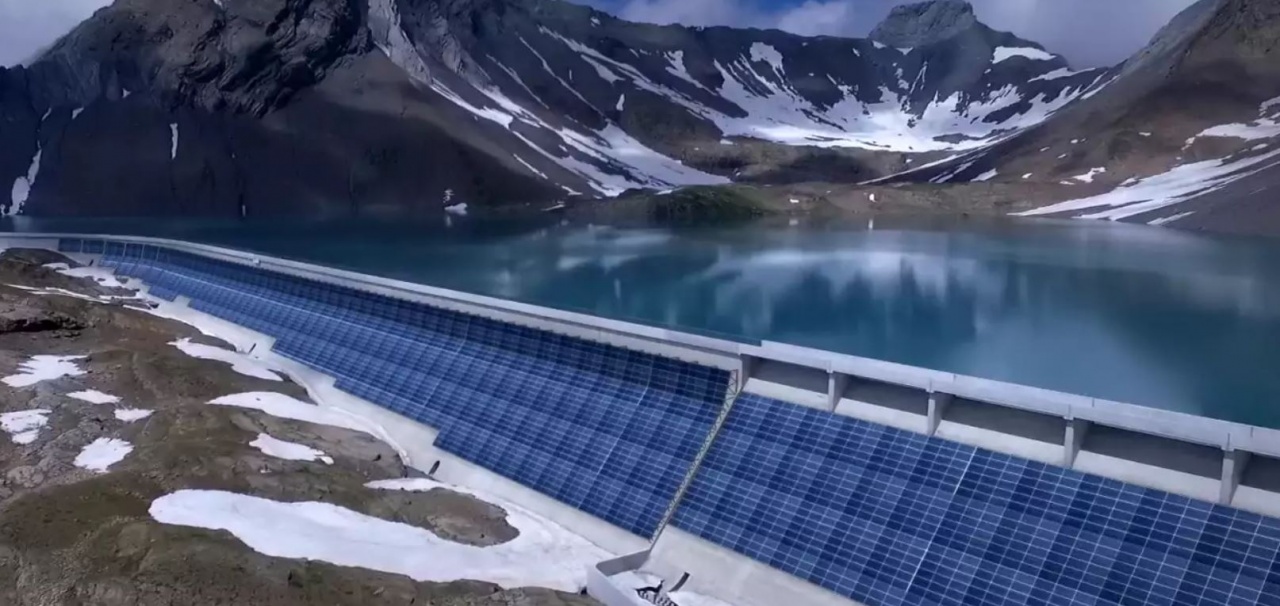 Axpo, concesso il permesso per la realizzare il più grande impianto fotovoltaico in Svizzera