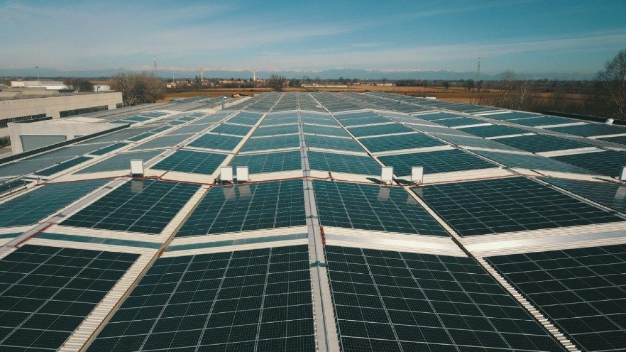 Acciaieria Arvedi: nuovo impianto fotovoltaico sul tetto di Cremona