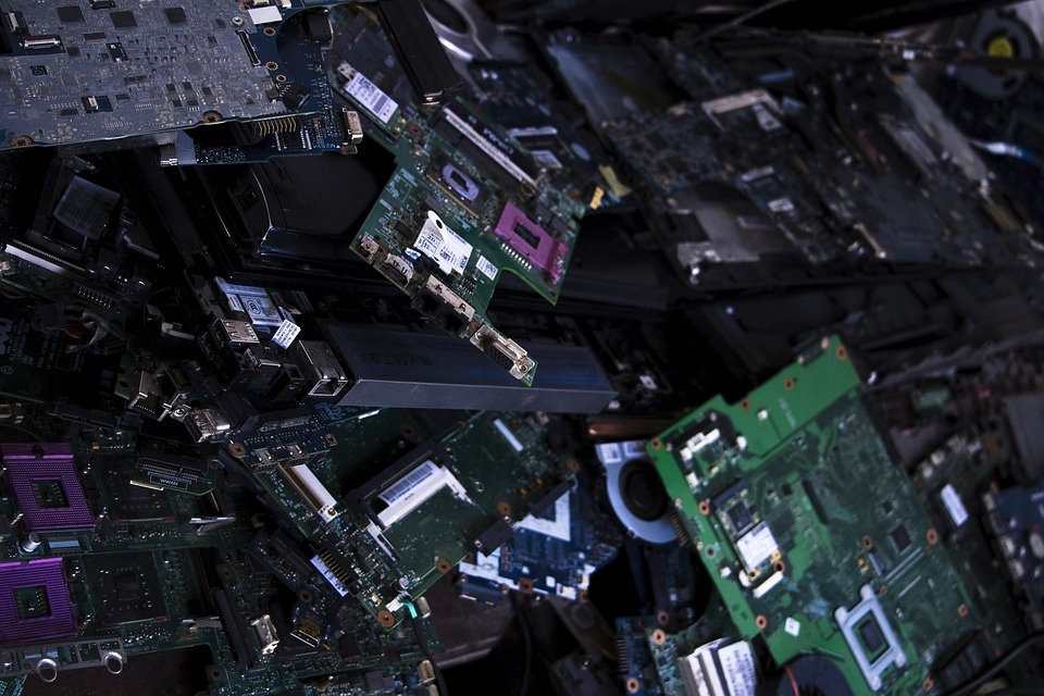 Erion: 300.000 tonnellate di E-Waste gestite nel 2020 (+4%), pari al peso di 41 Torri Eiffel