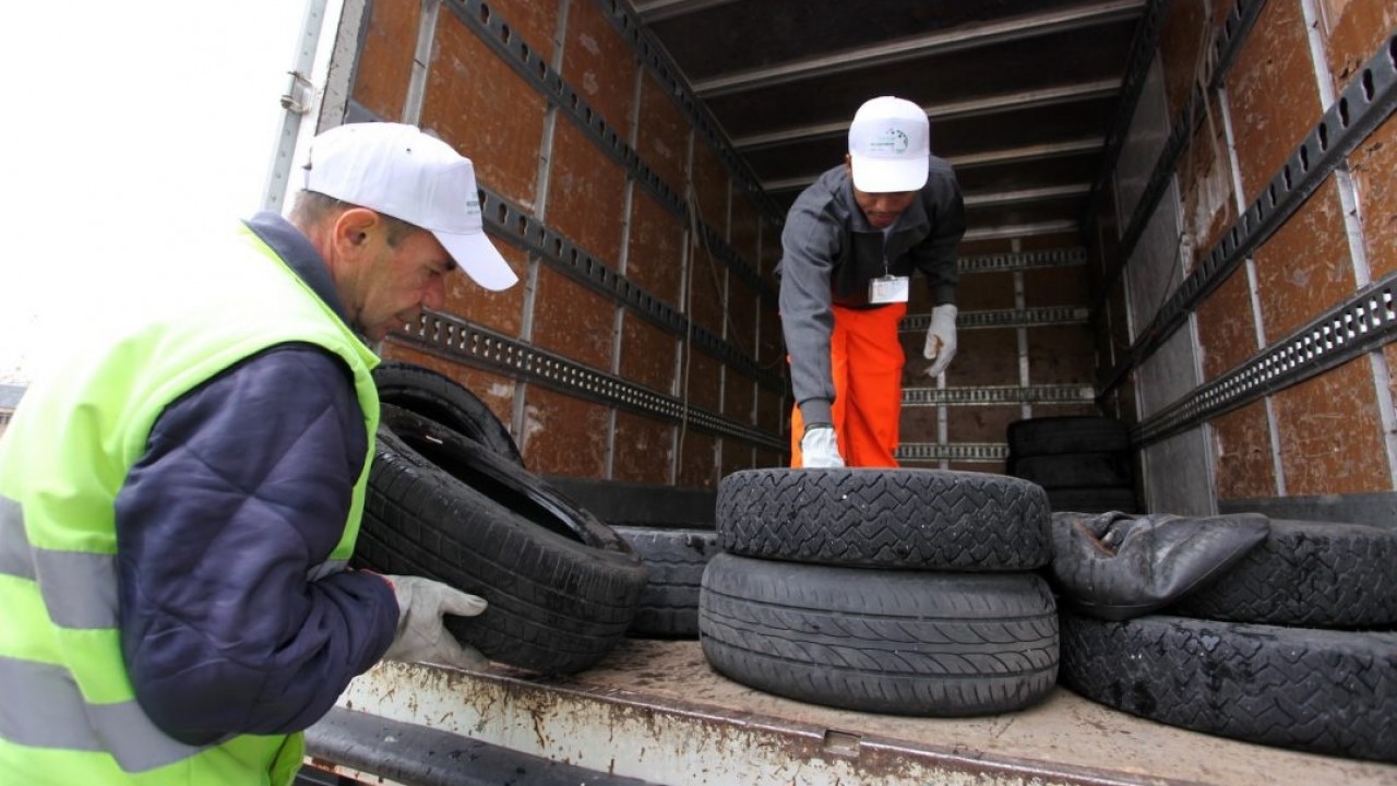 Emergenza raccolta PFU: Ecopneus incrementerà la raccolta presso i gommisti