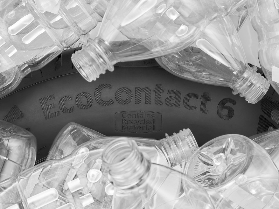 Bottiglie di plastica trasformate in pneumatici grazie alla tecnologia Continental