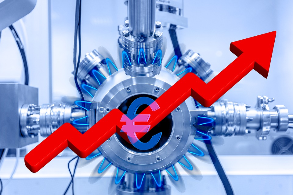 Indagine BEI: per tre quarti degli italiani caro energia contribuirà ad accelerare la transizione verde