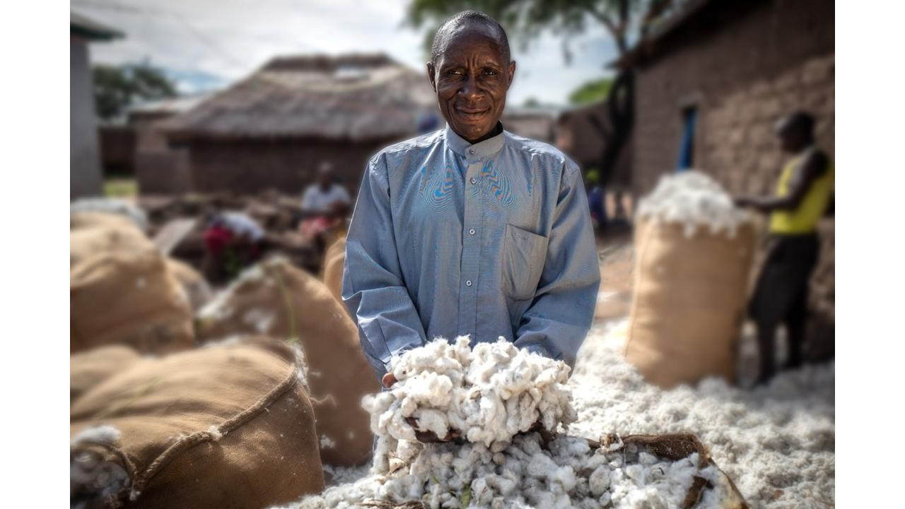 TextileGenesis e Aid by Trade Foundation collaborano per la tracciabilità della fibra Cotton made in Africa